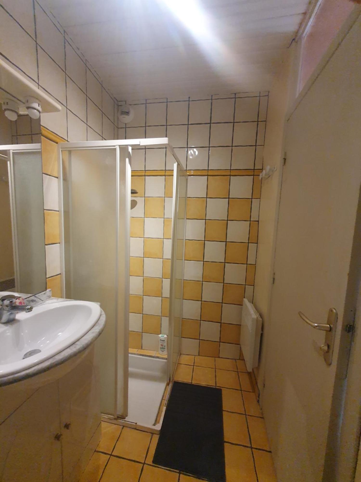 Appartement Meuble Centre Ville Nyons Luaran gambar